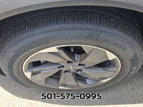 Used 2026 Nissan Rogue SV FWD image 7