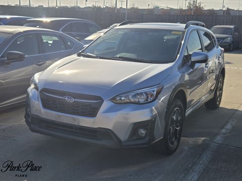 Used 2019 Subaru Crosstrek 2.0i Premium image 1
