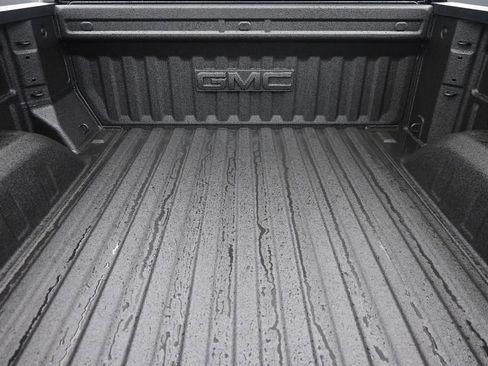 New 2026 GMC Sierra 1500 SLT AWD/4WD image 9