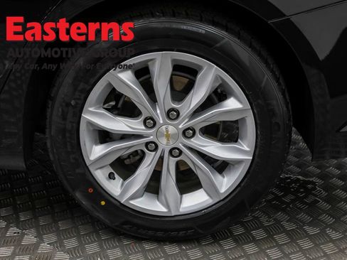 Used 2024 Chevrolet Malibu LT image 33