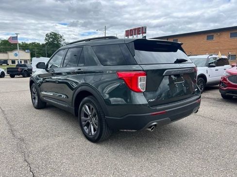 Certified 2024 Ford Explorer XLT w/ Equipment Group 202A AWD/4WD image 6