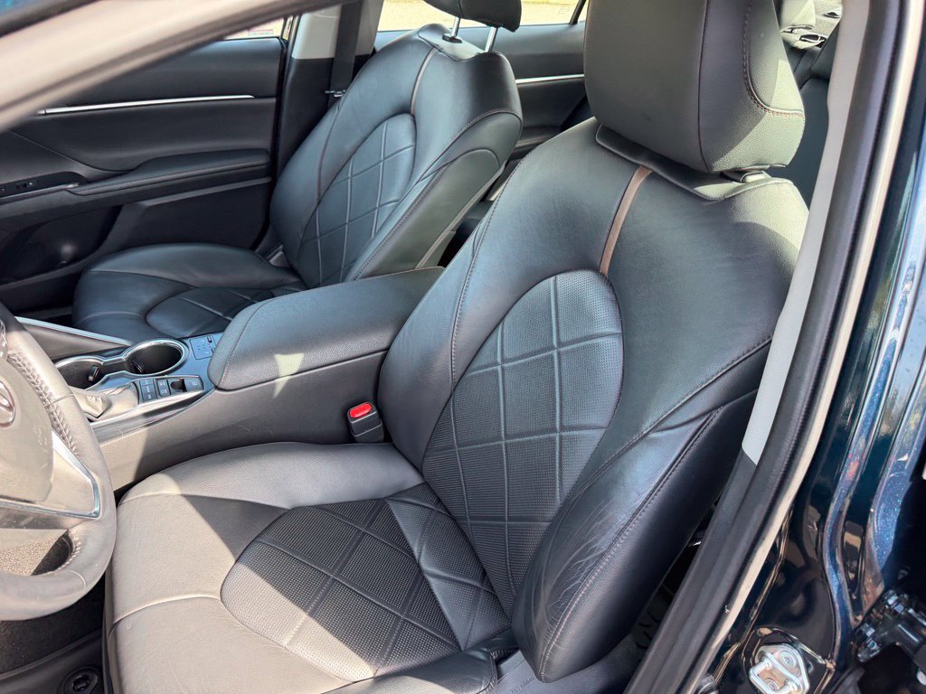 Used 2019 Toyota Camry XLE w/ Driver Assist Package FWD image 14