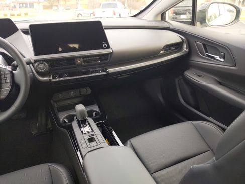 New 2026 Toyota Prius AWD image 18