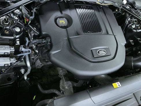 Used 2017 Land Rover Range Rover image 31