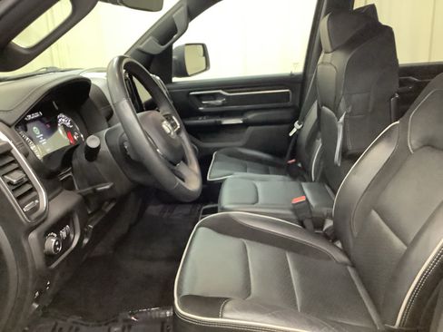 Used 2025 RAM 1500 Laramie AWD/4WD image 14