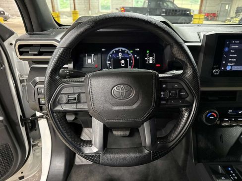Used 2025 Toyota Tacoma SR RWD image 17