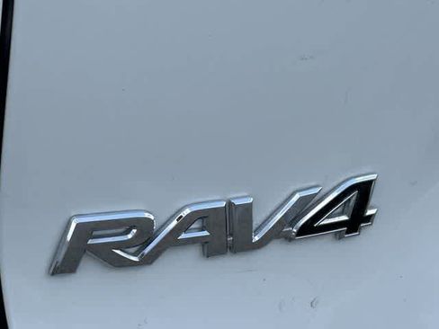 Used 2025 Toyota RAV4 XLE Premium w/ Weather Package AWD/4WD image 18