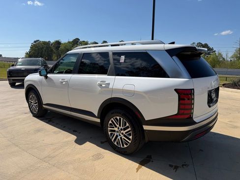 New 2026 Hyundai Palisade SEL FWD image 3