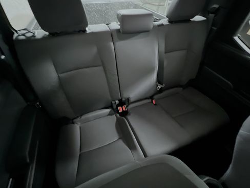 Used 2024 Toyota Tacoma SR5 image 33