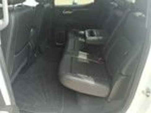 Used 2025 GMC Sierra 1500 SLT AWD/4WD image 23