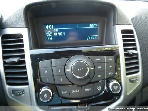 Used 2013 Chevrolet Cruze LT w/ All-Star Edition FWD image 16