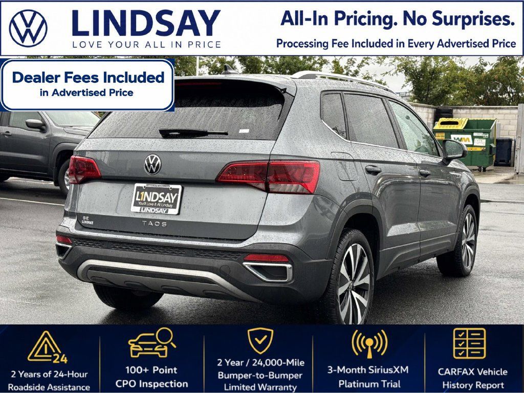 Used 2023 Volkswagen Taos SE w/ Panoramic Sunroof Package FWD image 3