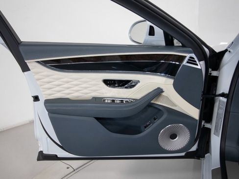 Used 2020 Bentley Flying Spur W12 w/ First Edition Specification image 36
