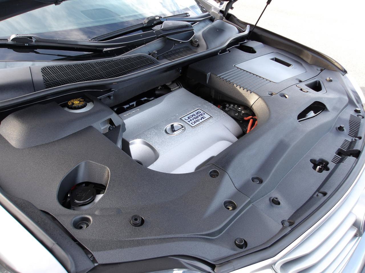 Used 2015 Lexus RX 450h AWD image 25