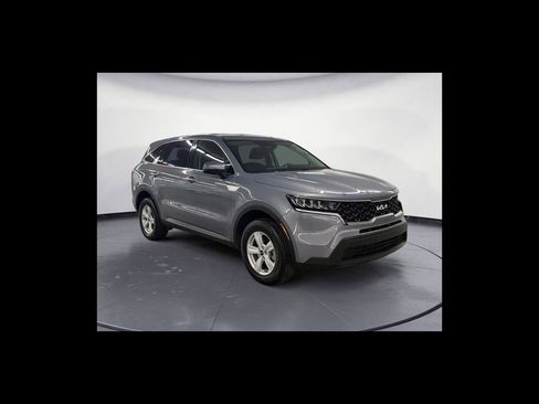Used 2023 Kia Sorento LX AWD/4WD image 8