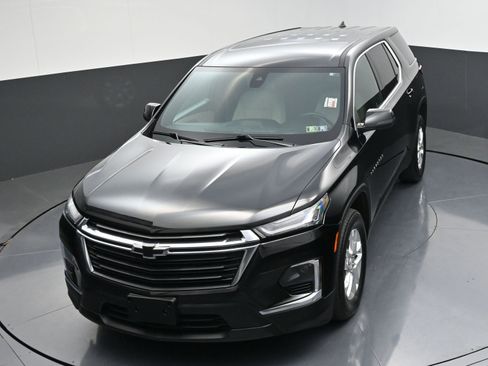 Used 2023 Chevrolet Traverse LS AWD/4WD image 41