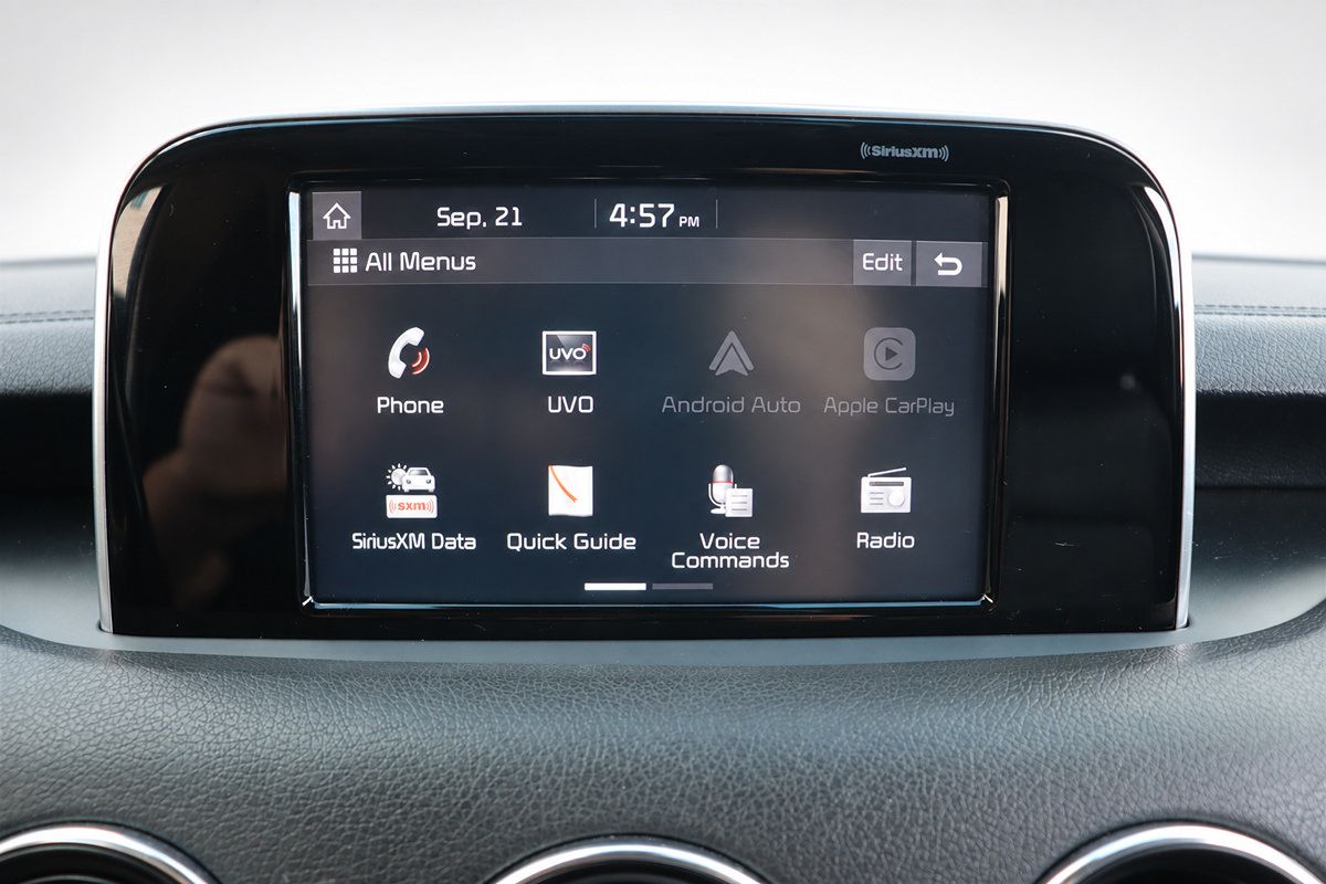 Used 2019 Kia Stinger RWD image 34