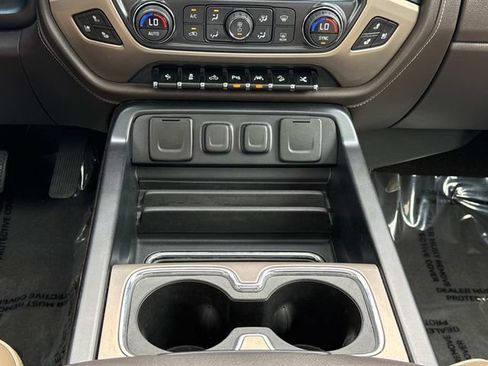 Used 2017 GMC Sierra 1500 Denali w/ Denali Ultimate Package AWD/4WD image 25