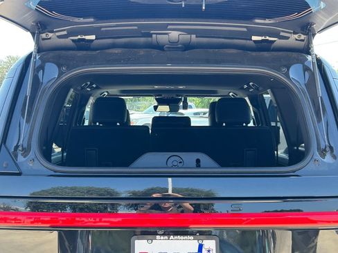 Used 2026 Lexus GX 550 w/ Accessory Package (31) AWD/4WD image 17