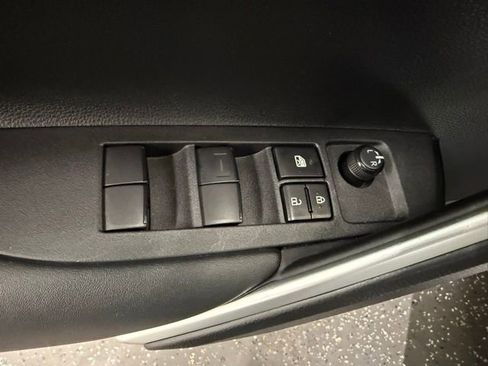 Certified 2023 Toyota Corolla Cross L AWD/4WD image 11