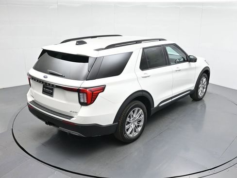 New 2025 Ford Explorer Active w/ Active Comfort Package image 39