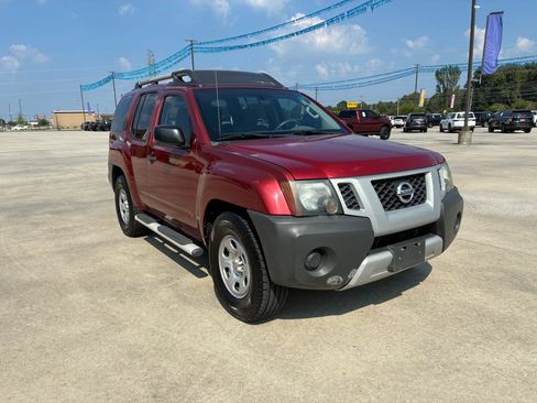 Used 2013 Nissan Xterra X RWD image 4