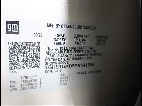 Used 2023 GMC Yukon XL SLT w/ SLT Premium Package RWD image 13
