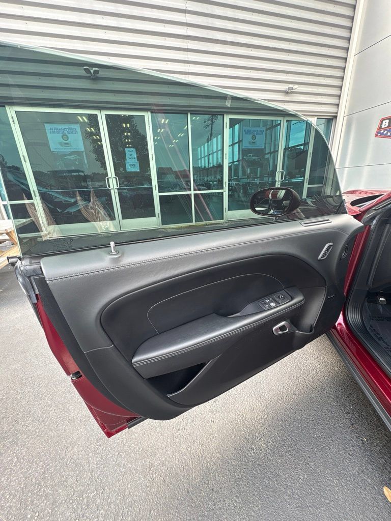 Used 2021 Dodge Challenger R/T Scat Pack RWD image 16