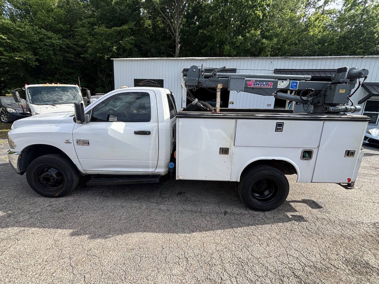 Used 2012 RAM 3500 ST w/ PWR & Remote Entry Group AWD/4WD image 2
