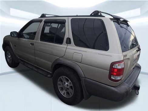 Used 1999 Nissan Pathfinder XE image 6