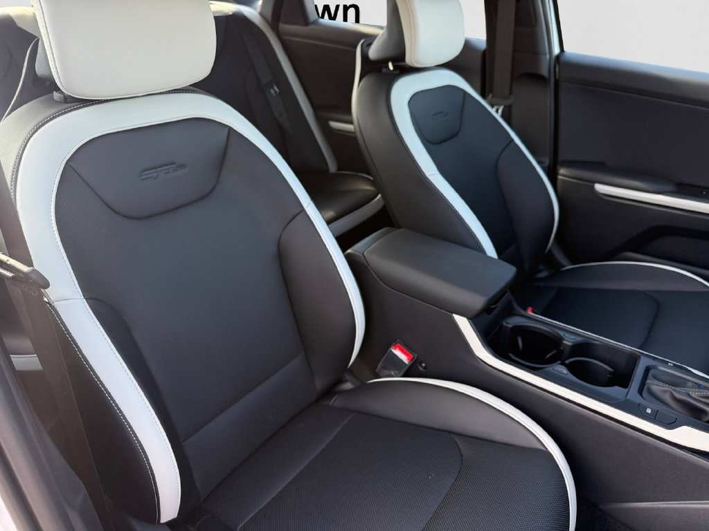 New 2026 Kia K4 GT-Line w/ GT-Line Sunroof Package FWD image 16