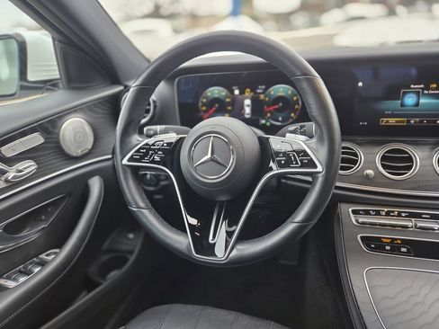 Used 2022 Mercedes-Benz E 350 E 350 image 19