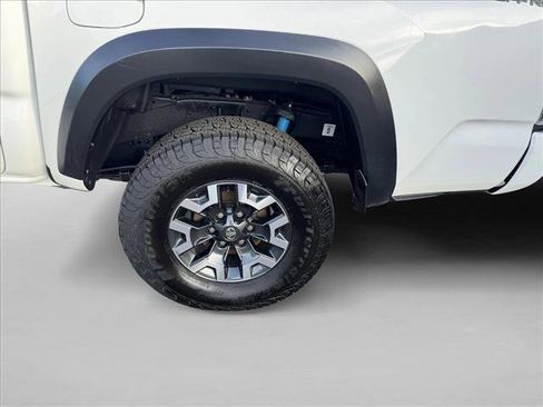 Certified 2021 Toyota Tacoma TRD Off-Road w/ Technology Package image 9