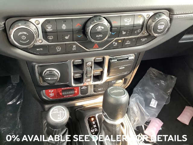 New 2026 Jeep Gladiator Mojave w/ Safety Group AWD/4WD image 15