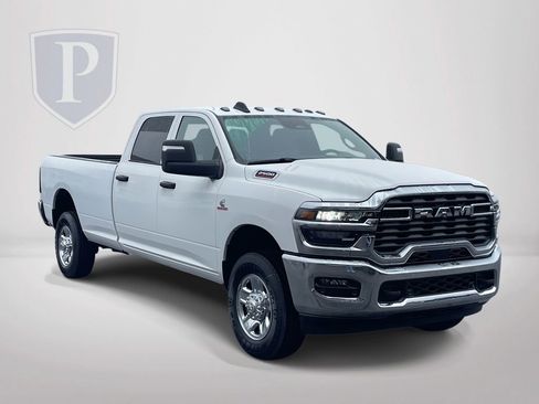 New 2026 RAM 2500 Tradesman w/ Chrome Appearance Group AWD/4WD image 2