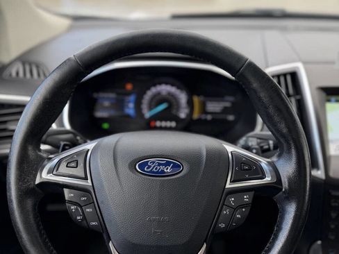 Used 2017 Ford Edge Titanium w/ Canadian Touring Package AWD/4WD image 13