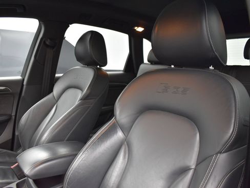 Used 2017 Audi SQ5 Premium Plus AWD/4WD image 10