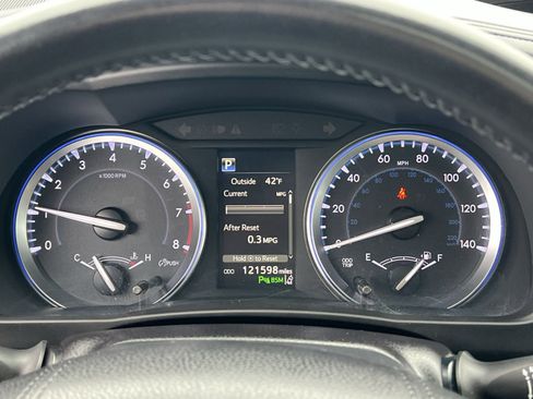 Used 2017 Toyota Highlander Limited image 17