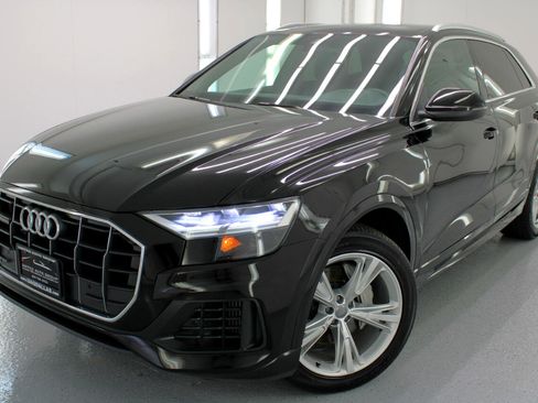 Used 2019 Audi Q8 Premium w/ Convenience Package image 2