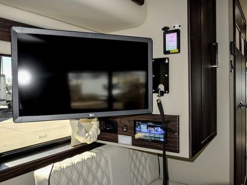 New 2024 Mercedes-Benz Sprinter 3500 image 45