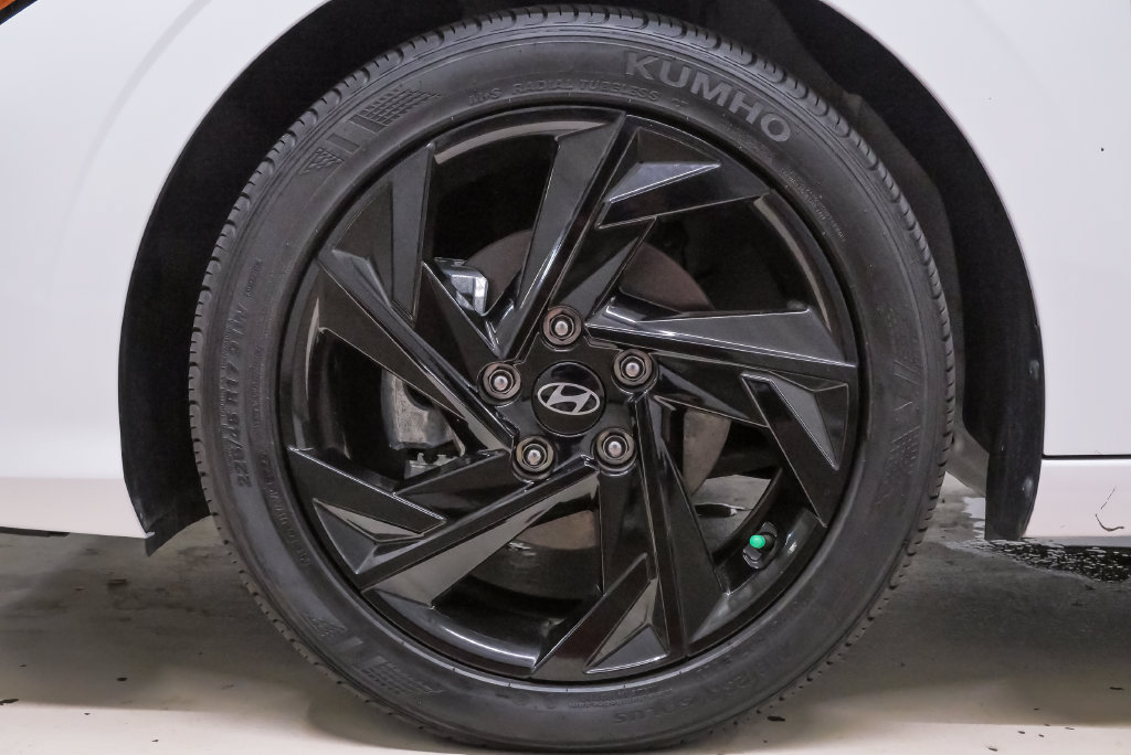 Certified 2026 Hyundai Elantra Sport FWD image 28