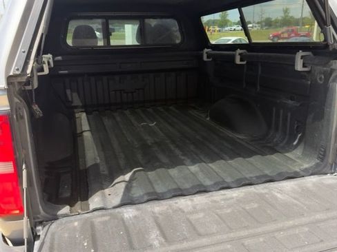 Used 2018 Chevrolet Colorado Z71 AWD/4WD image 14