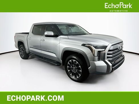 Used 2024 Toyota Tundra Limited w/ Power Package AWD/4WD image 1