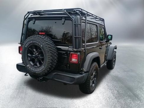 Used 2022 Jeep Wrangler Sport AWD/4WD image 5