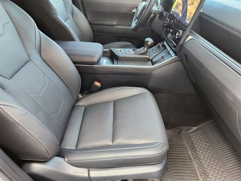 Used 2025 Lexus GX 550 550 Luxury+ image 14