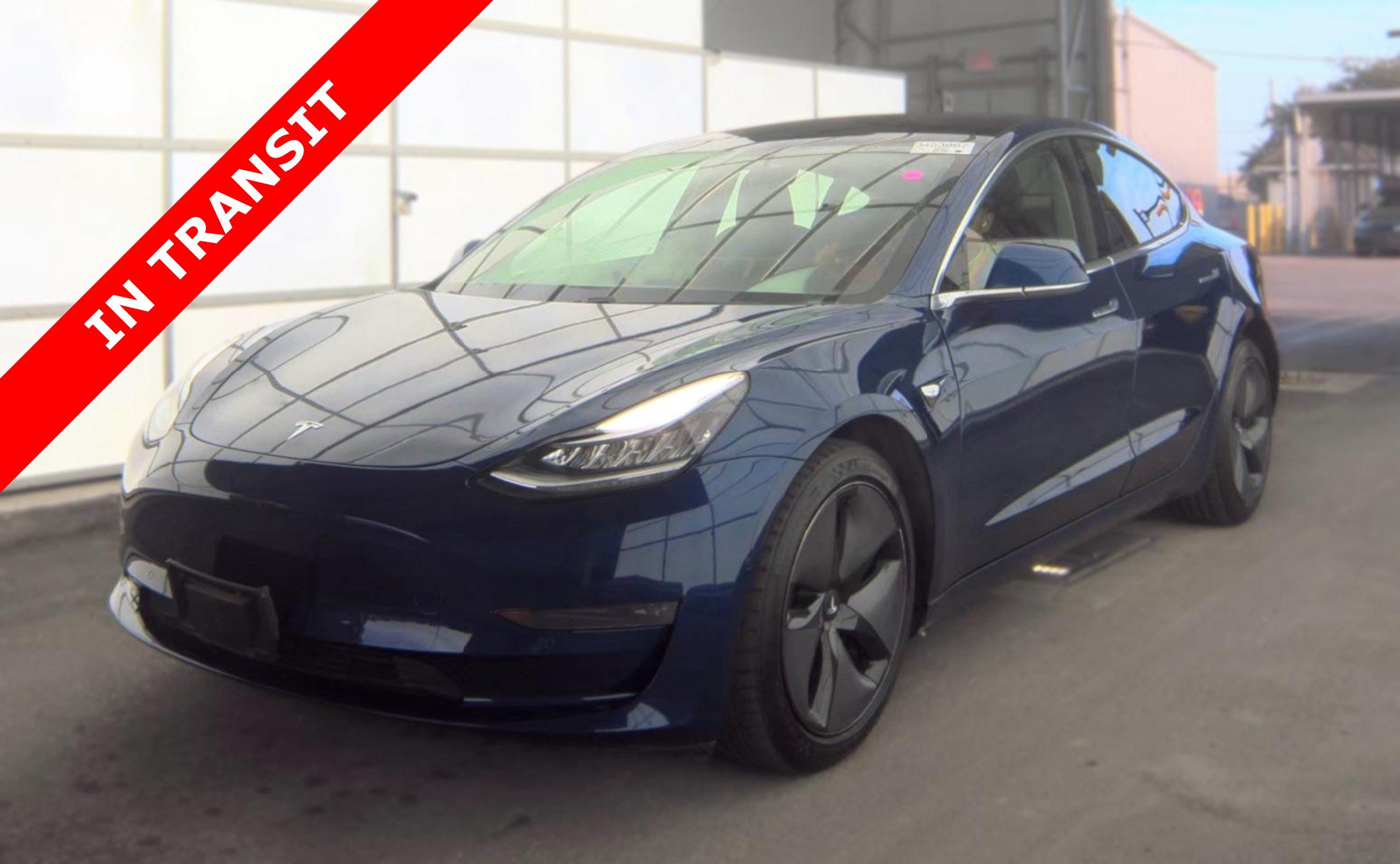 Used 2019 Tesla Model 3 Standard Range Plus RWD image 1