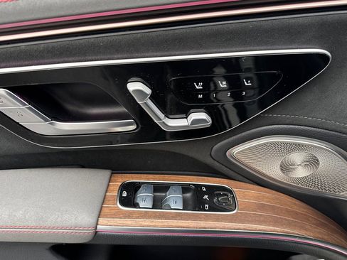 Certified 2023 Mercedes-Benz EQS 580 4MATIC Sedan image 27