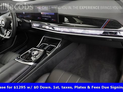 Certified 2025 BMW 760i xDrive w/ Executive Package image 23