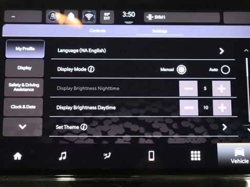 Used 2024 Jeep Compass Latitude image 39