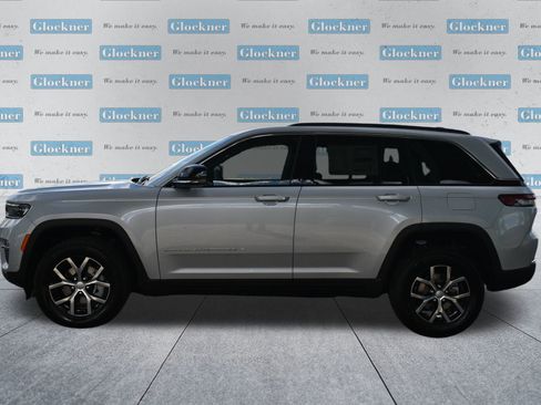 New 2025 Jeep Grand Cherokee Limited w/ Trailer Tow Package image 9